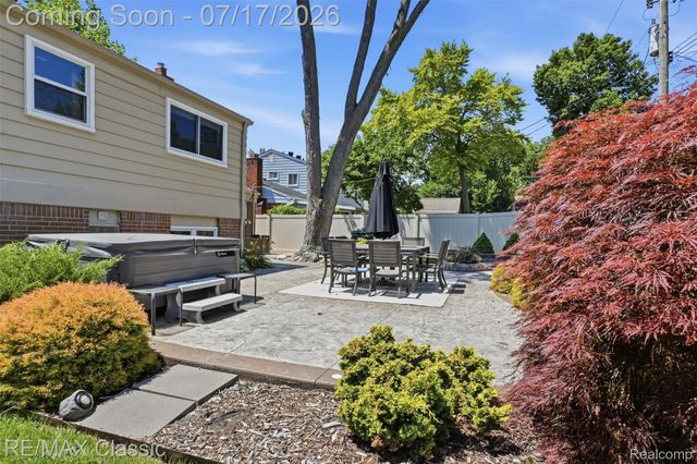 1628 Lexington Street, Plymouth, MI 48170