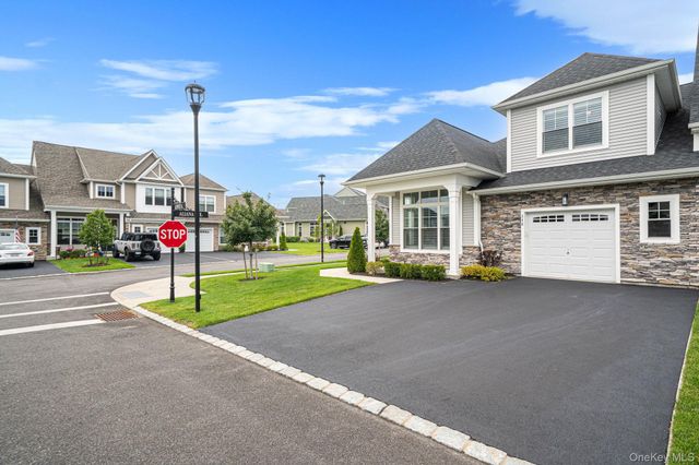 348 Alysweep Lane, Yaphank, NY 11980