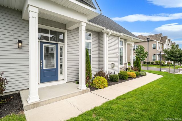 348 Alysweep Lane, Yaphank, NY 11980