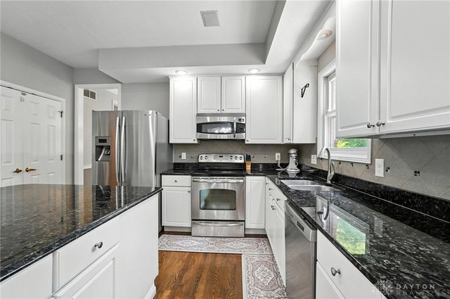 10772 Country Walk Court, Dayton, OH 45458
