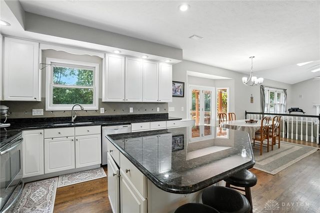 10772 Country Walk Court, Dayton, OH 45458
