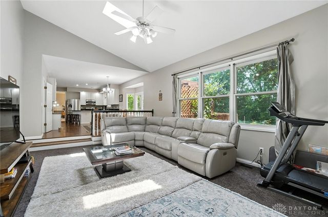 10772 Country Walk Court, Dayton, OH 45458