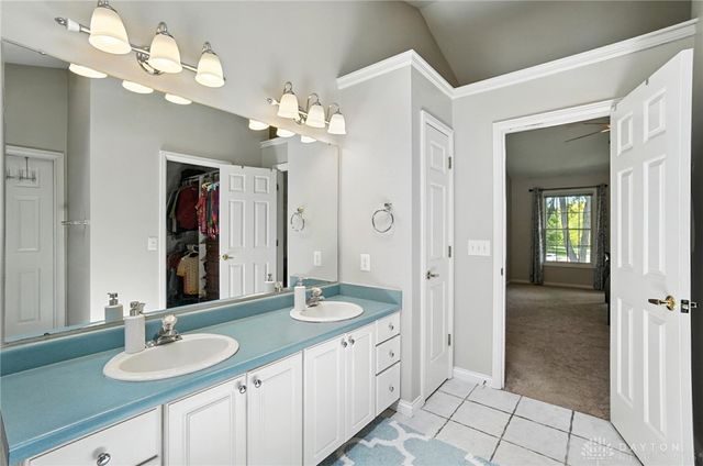 10772 Country Walk Court, Dayton, OH 45458