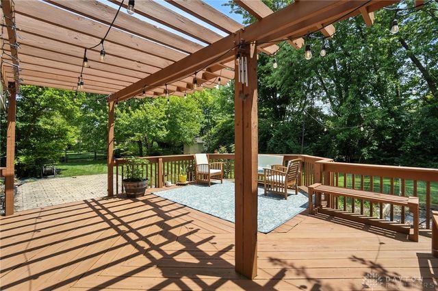 10772 Country Walk Court, Dayton, OH 45458