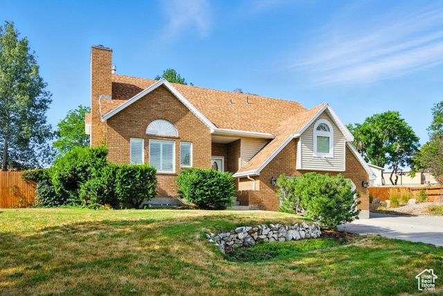 2343 W TEMPLE VIEW CIR, South Jordan, UT 84095