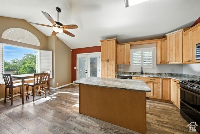 2343 W TEMPLE VIEW CIR, South Jordan, UT 84095