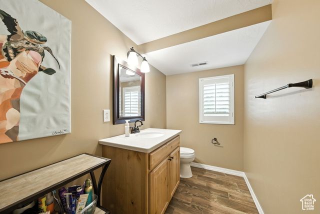 2343 W TEMPLE VIEW CIR, South Jordan, UT 84095