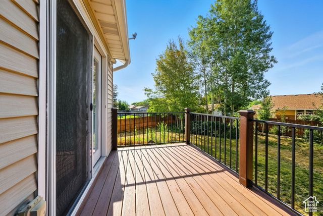 2343 W TEMPLE VIEW CIR, South Jordan, UT 84095