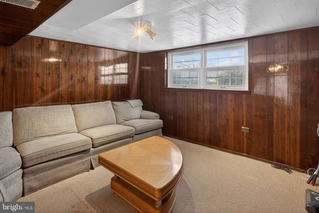 3555 READING CREST AVE, Reading, PA 19605