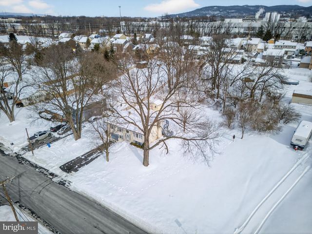 3555 READING CREST AVE, Reading, PA 19605