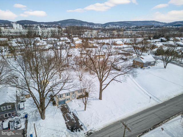 3555 READING CREST AVE, Reading, PA 19605