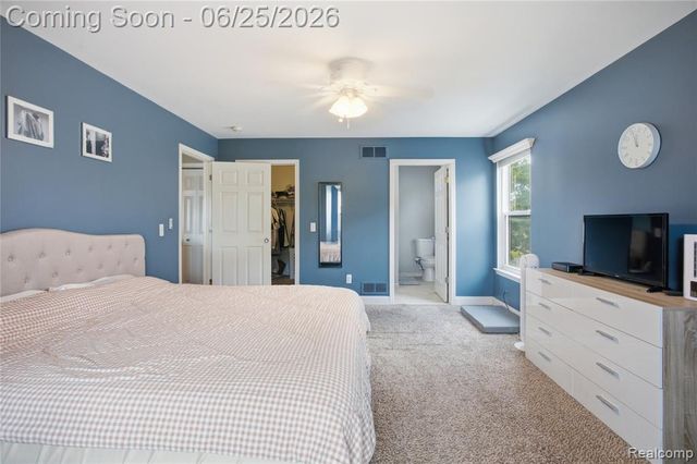 30498 Caroline Emily, New Baltimore, MI 48051