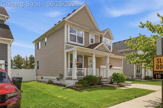 30498 Caroline Emily, New Baltimore, MI 48051