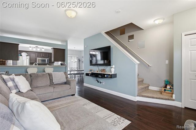 30498 Caroline Emily, New Baltimore, MI 48051