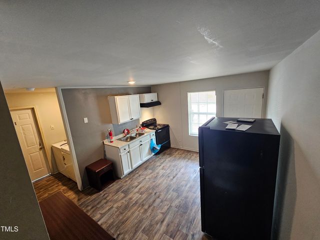 2911 Boone Trail, Raleigh, NC 27610