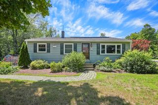 32 Stearns Ave, Leominster, MA 01453