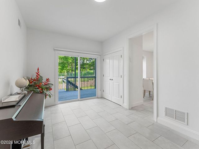 64 Sanz Town Road, Lakewood, NJ 08701