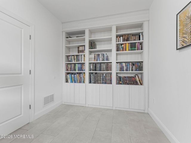 64 Sanz Town Road, Lakewood, NJ 08701