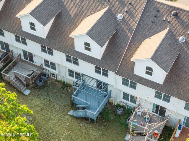 64 Sanz Town Road, Lakewood, NJ 08701