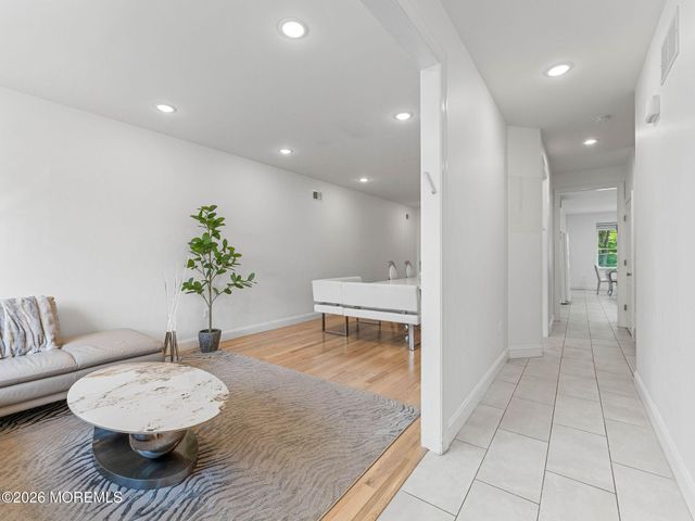 64 Sanz Town Road, Lakewood, NJ 08701