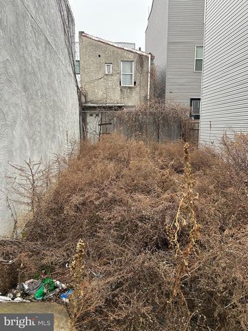 2432 N MASCHER ST, Philadelphia, PA 19133