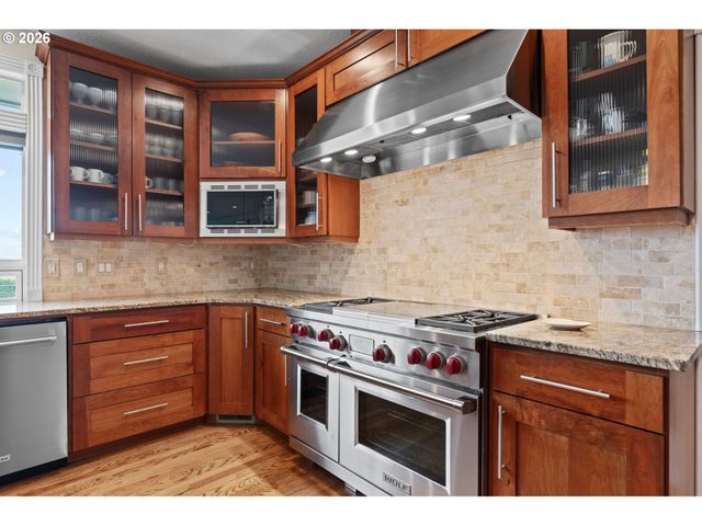 1423 Nw DEERFERN St, Camas, WA 98607