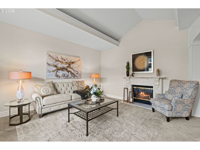 1423 Nw DEERFERN St, Camas, WA 98607