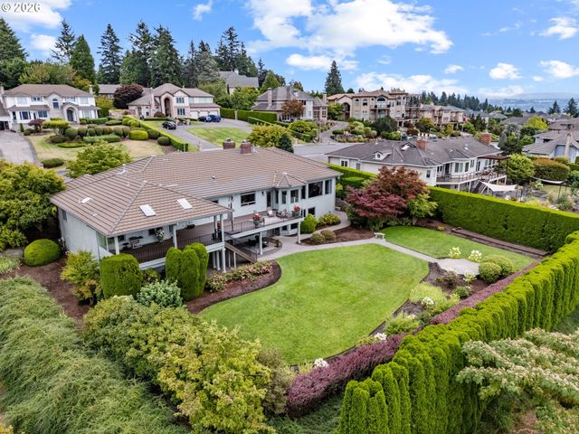 1423 Nw DEERFERN St, Camas, WA 98607