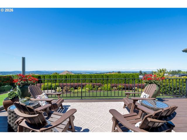 1423 Nw DEERFERN St, Camas, WA 98607
