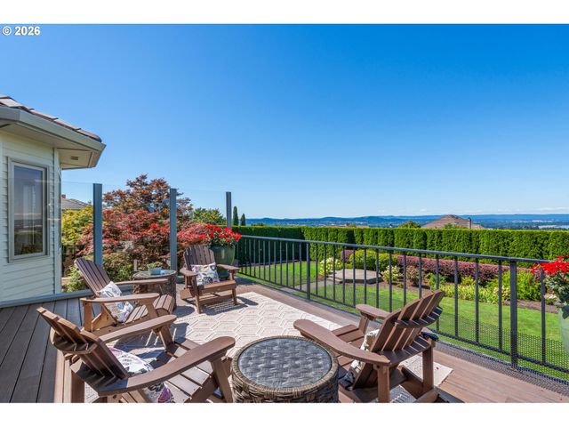 1423 Nw DEERFERN St, Camas, WA 98607