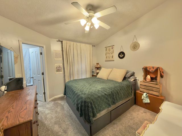 1307 Amsterdam Ct, Murfreesboro, TN 37130