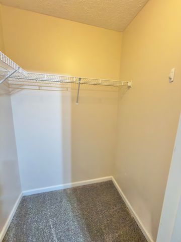 1307 Amsterdam Ct, Murfreesboro, TN 37130