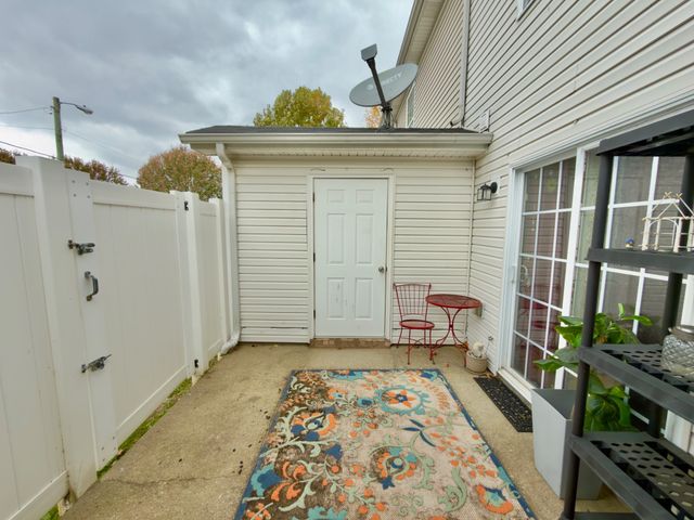 1307 Amsterdam Ct, Murfreesboro, TN 37130