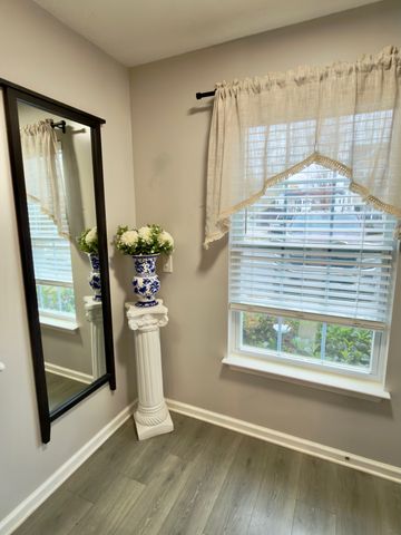 1307 Amsterdam Ct, Murfreesboro, TN 37130