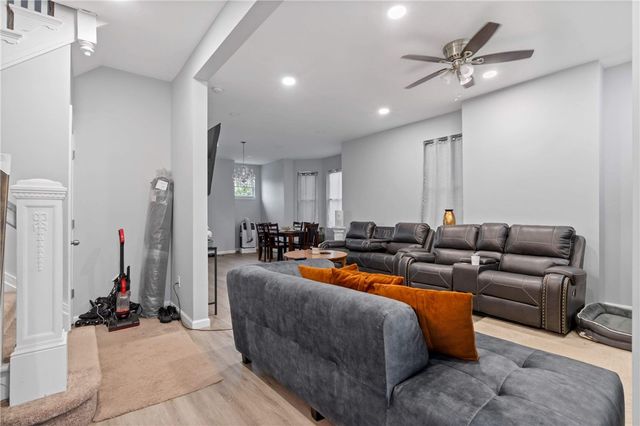 118 Stewart Ave, Carrick, PA 15227