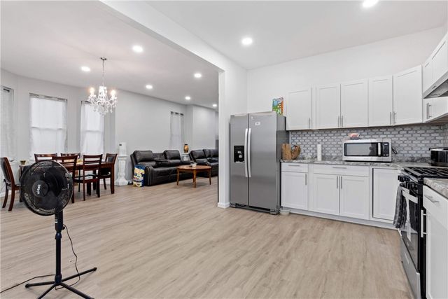 118 Stewart Ave, Carrick, PA 15227