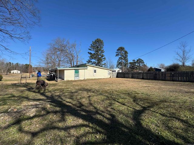 2812 Westmoreland Street, Mena, AR 71953