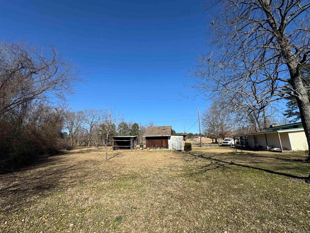 2812 Westmoreland Street, Mena, AR 71953