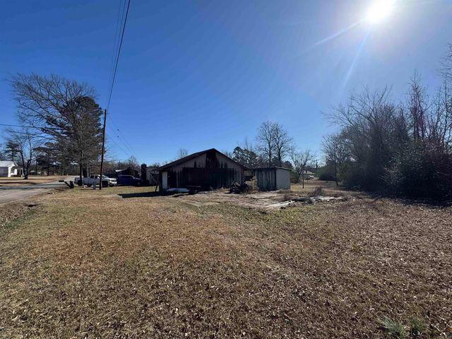 2812 Westmoreland Street, Mena, AR 71953