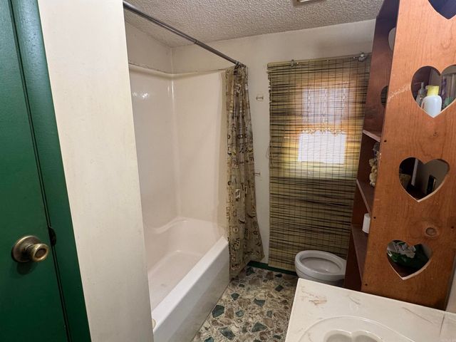 2812 Westmoreland Street, Mena, AR 71953