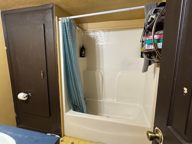 2812 Westmoreland Street, Mena, AR 71953