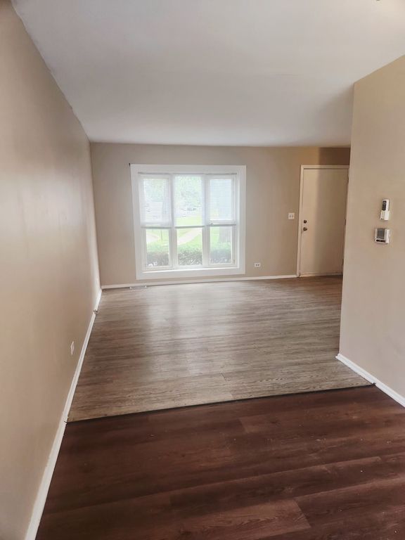 3152 Medford Court 3152, Streamwood, IL 60107 — photo 4
