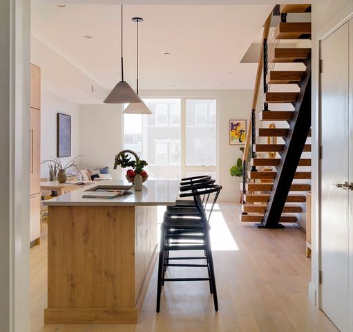 1043-1065 Cambridge Street 305, Cambridge, MA 02139