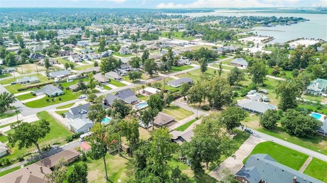 3635 Arvilla Lane, Lake Charles, LA 70605