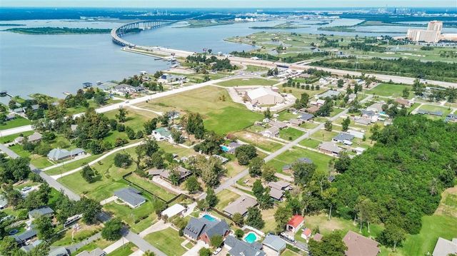 3635 Arvilla Lane, Lake Charles, LA 70605