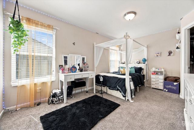 6014 Samuelson Street, Bakersfield, CA 93313