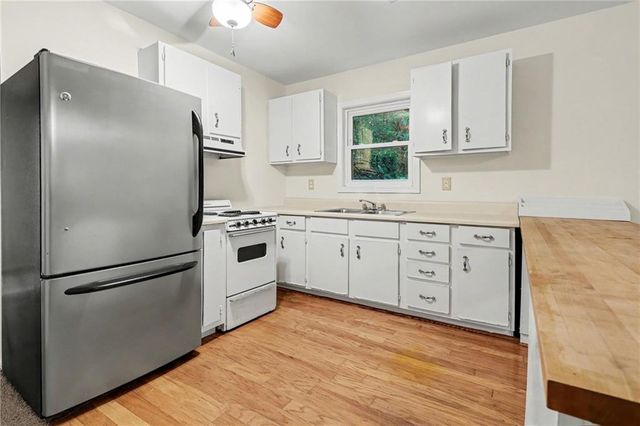 784 Beaver Lake Drive, Ellijay, GA 30540
