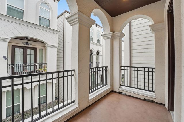 2714 Freund Street, Houston, TX 77003