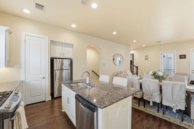 2714 Freund Street, Houston, TX 77003