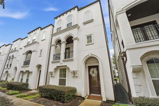 2714 Freund Street, Houston, TX 77003